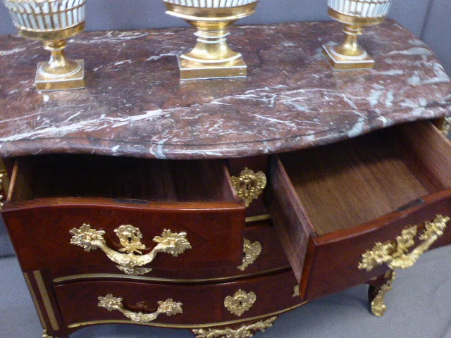 PERÍODO DE REGENCIA COFRE DE CAJONES