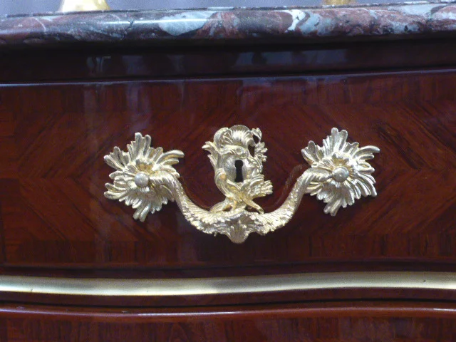 PERÍODO DE REGENCIA COFRE DE CAJONES